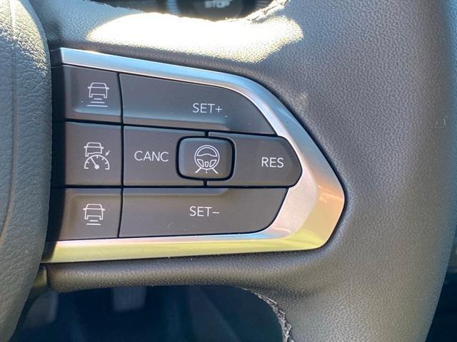 new 2025 Jeep Compass car, priced at $38,000
