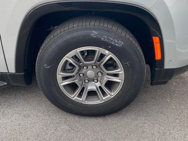 new 2024 Jeep Wagoneer L car, priced at $63,000