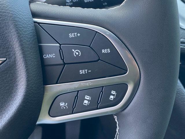 new 2025 Chrysler Pacifica car, priced at $46,188