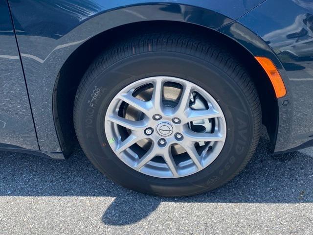 new 2025 Chrysler Pacifica car, priced at $46,188
