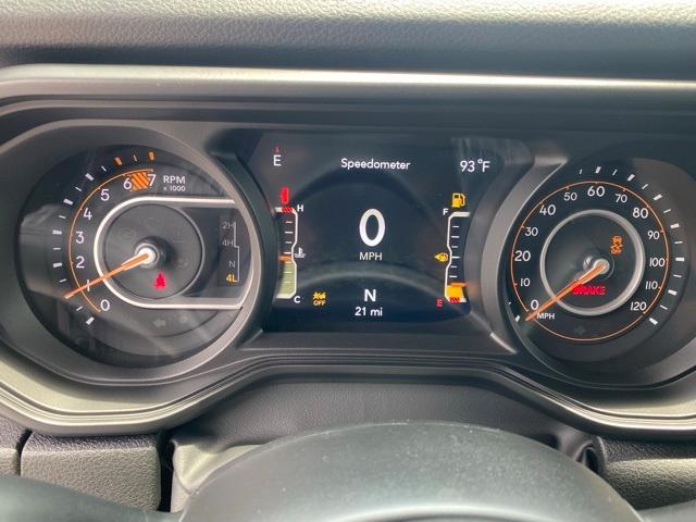 new 2025 Jeep Wrangler car, priced at $40,855