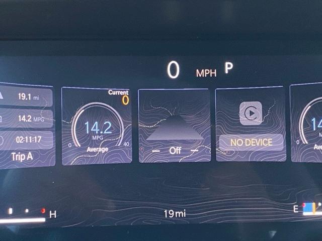 new 2025 Jeep Grand Cherokee car, priced at $40,750