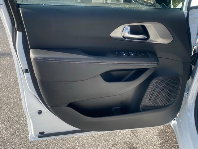 new 2026 Chrysler Voyager car, priced at $40,000