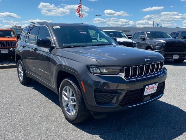 new 2025 Jeep Grand Cherokee car, priced at $36,500