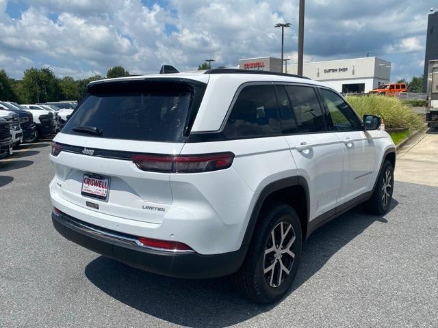 new 2025 Jeep Grand Cherokee car, priced at $42,000