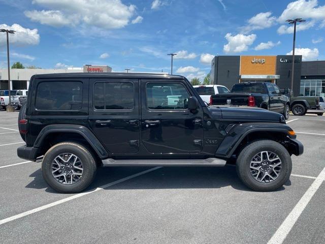 new 2025 Jeep Wrangler car, priced at $54,293