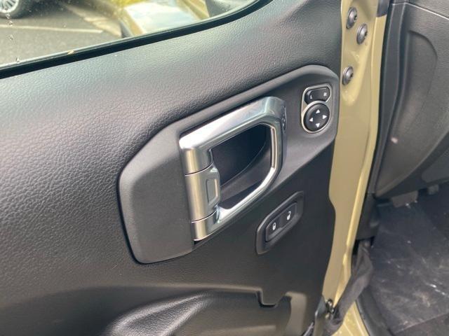 new 2025 Jeep Gladiator car, priced at $47,563