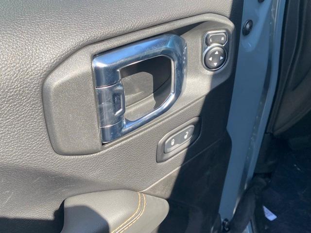 new 2025 Jeep Gladiator car, priced at $47,250
