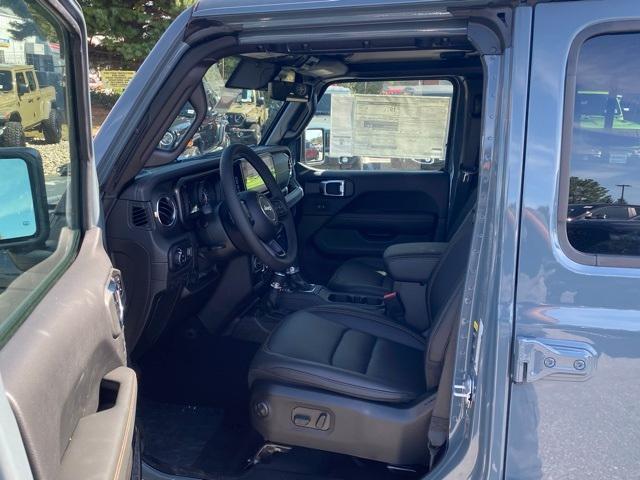 new 2025 Jeep Gladiator car, priced at $47,250