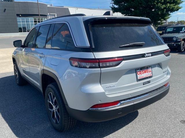 new 2025 Jeep Grand Cherokee car, priced at $41,638