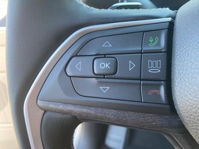 new 2025 Jeep Grand Cherokee car, priced at $41,638