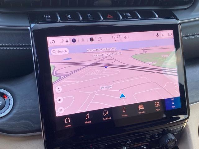 new 2025 Jeep Grand Cherokee car, priced at $41,638