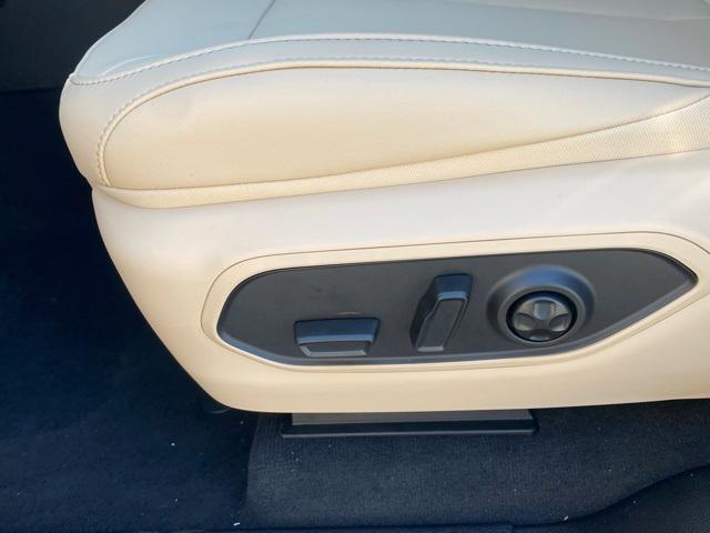 new 2025 Jeep Grand Cherokee car, priced at $41,638