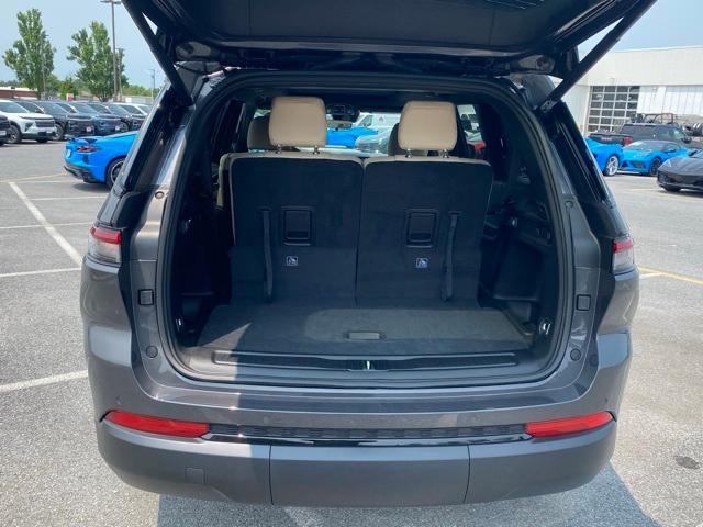 new 2025 Jeep Grand Cherokee L car, priced at $46,677