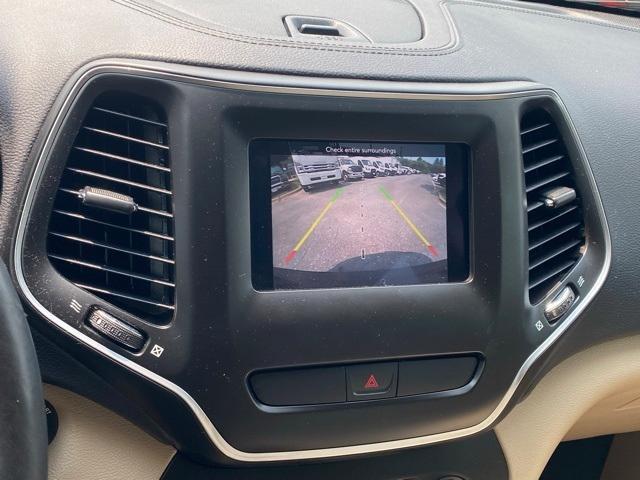 used 2019 Jeep Cherokee car, priced at $16,972