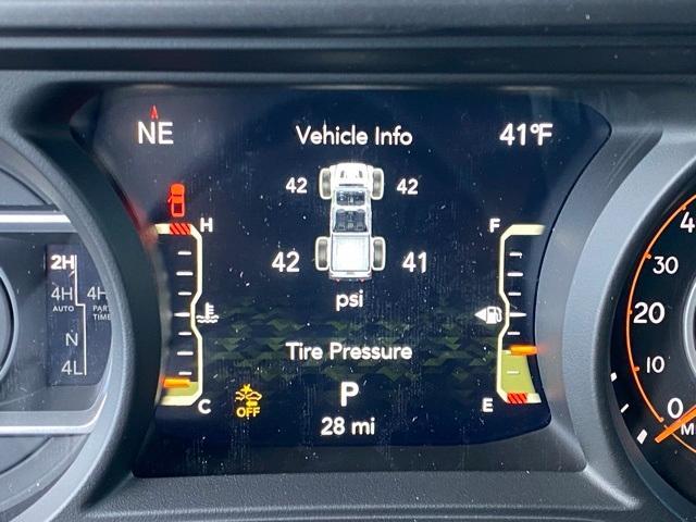 new 2026 Jeep Gladiator car, priced at $65,975