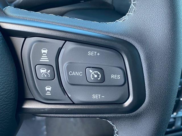 new 2026 Jeep Gladiator car, priced at $65,975