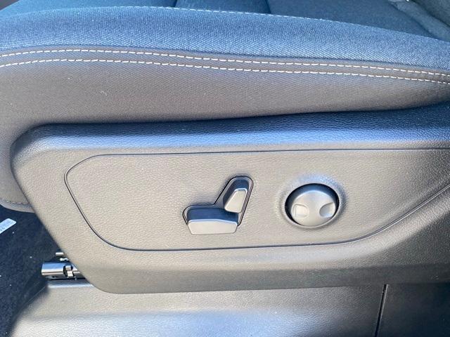 new 2025 Ram 1500 car, priced at $44,313