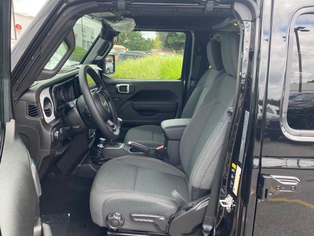 new 2025 Jeep Wrangler car, priced at $35,173