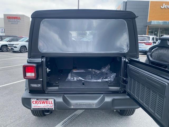 new 2025 Jeep Wrangler car, priced at $35,173