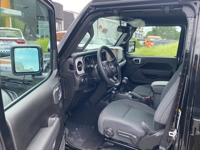 new 2025 Jeep Wrangler car, priced at $35,173