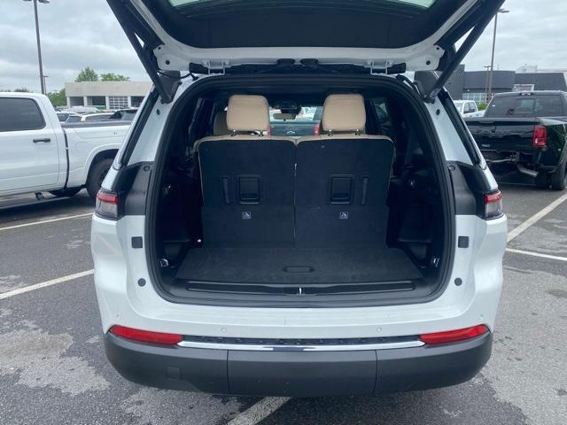 new 2025 Jeep Grand Cherokee L car, priced at $43,350