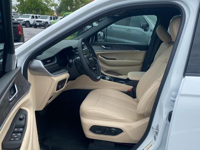 new 2025 Jeep Grand Cherokee L car, priced at $43,350