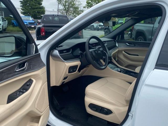 new 2025 Jeep Grand Cherokee L car, priced at $43,350