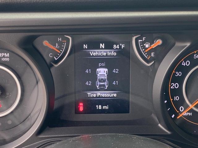 new 2025 Jeep Wrangler car, priced at $36,284
