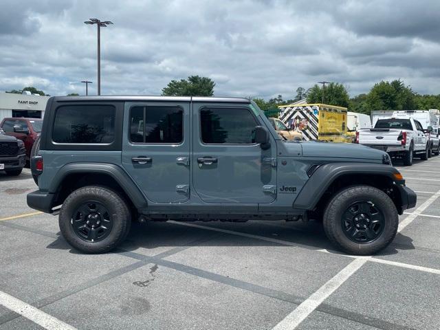 new 2025 Jeep Wrangler car, priced at $36,284