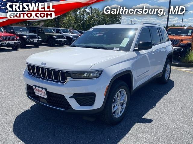 new 2025 Jeep Grand Cherokee car, priced at $37,000
