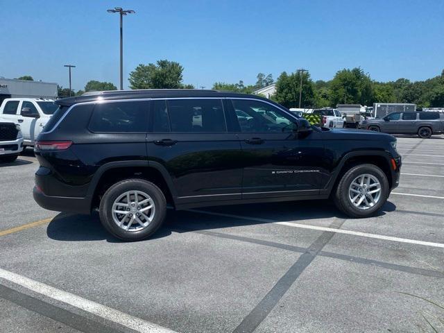 new 2025 Jeep Grand Cherokee L car, priced at $40,000