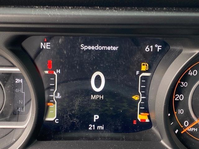 new 2025 Jeep Wrangler car, priced at $43,275