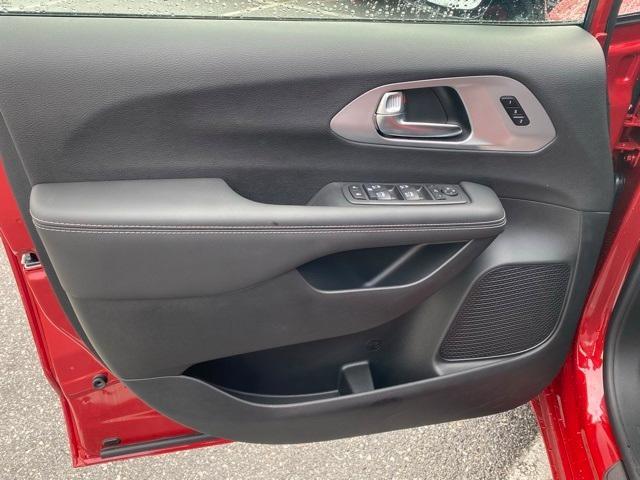 new 2026 Chrysler Pacifica car, priced at $49,250