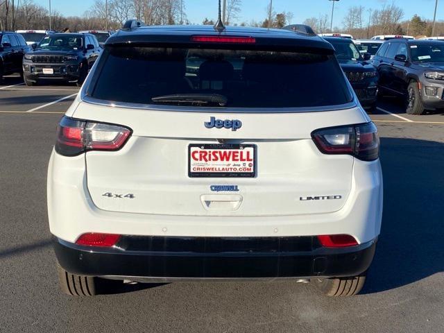new 2024 Jeep Compass car, priced at $37,495