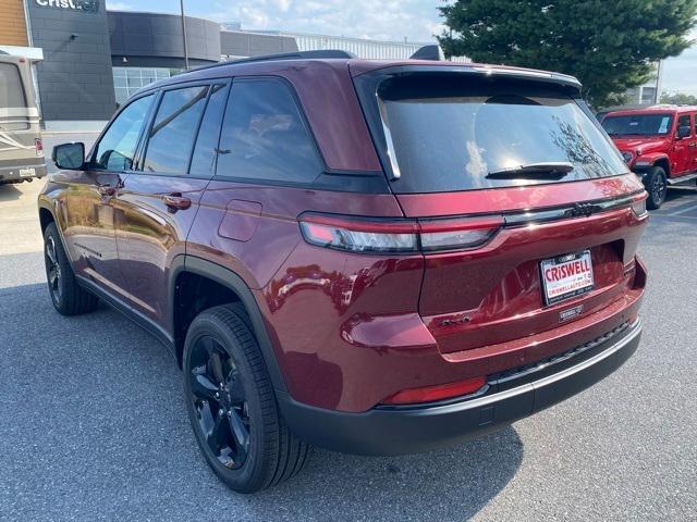 new 2025 Jeep Grand Cherokee car, priced at $44,750