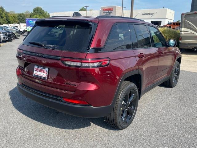 new 2025 Jeep Grand Cherokee car, priced at $44,750