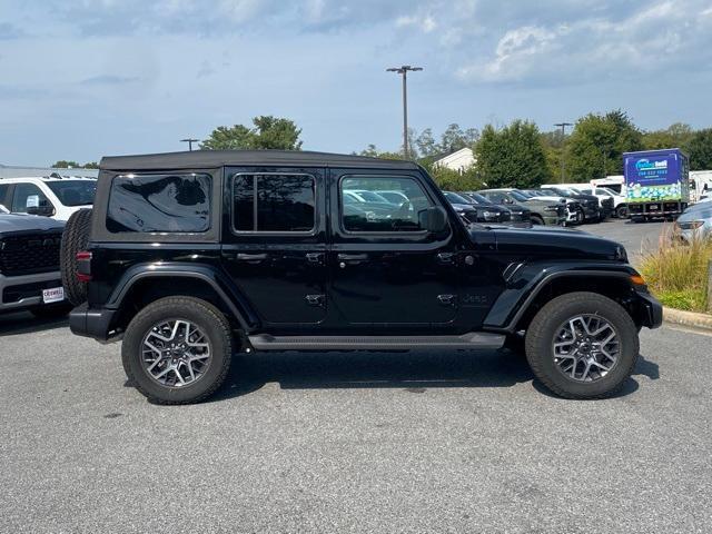 new 2025 Jeep Wrangler car, priced at $49,250