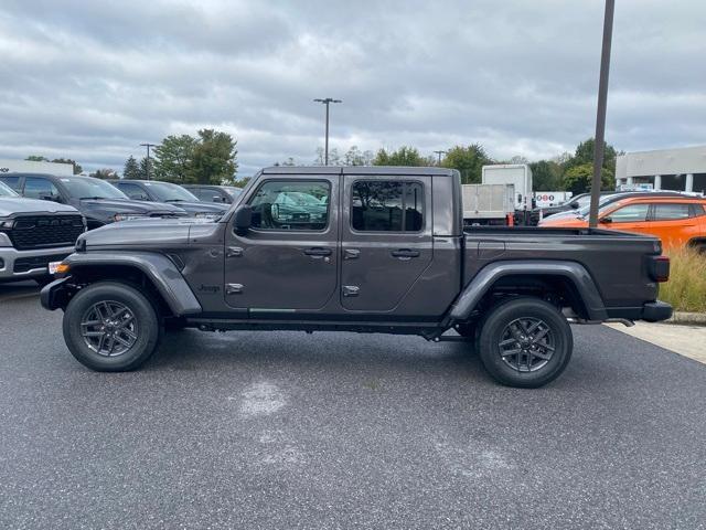 new 2025 Jeep Gladiator car, priced at $47,575