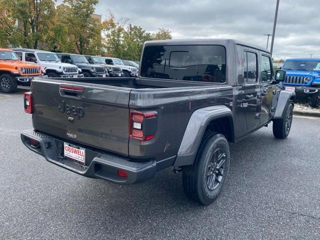 new 2025 Jeep Gladiator car, priced at $47,575