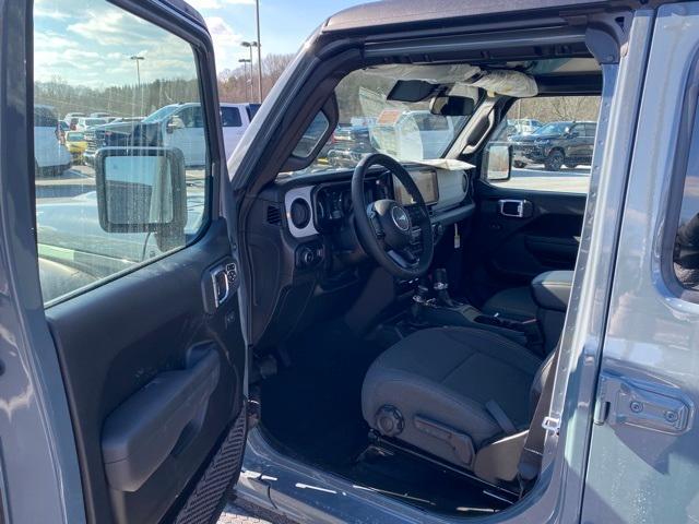 new 2025 Jeep Wrangler car, priced at $47,000