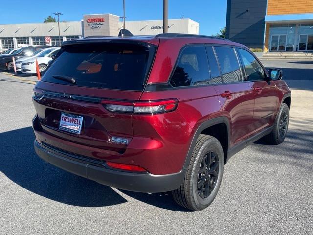 new 2025 Jeep Grand Cherokee car, priced at $40,750