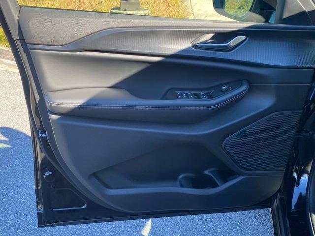 new 2025 Jeep Grand Cherokee car, priced at $47,065