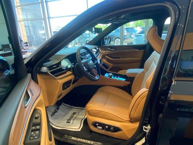 new 2025 Jeep Grand Cherokee L car, priced at $68,500