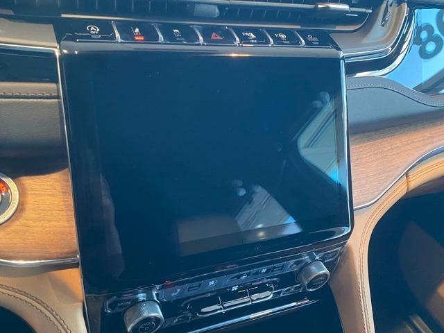 new 2025 Jeep Grand Cherokee L car, priced at $68,500