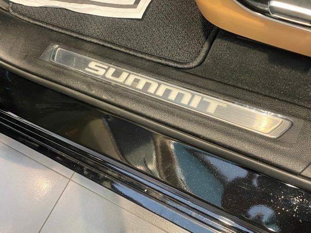 new 2025 Jeep Grand Cherokee L car, priced at $68,500