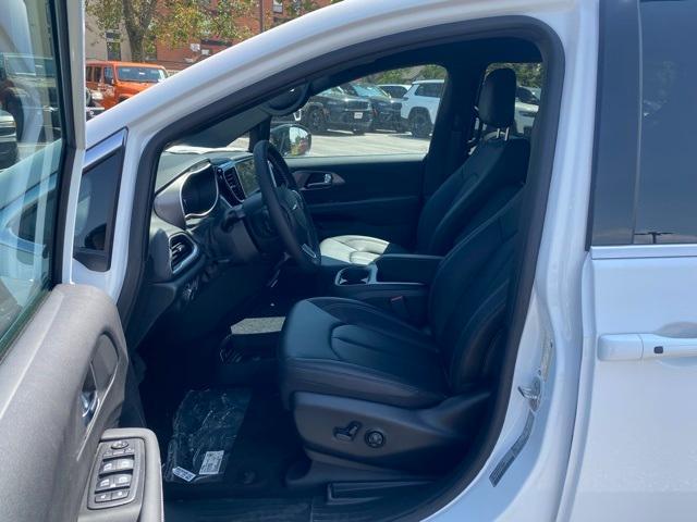 new 2026 Chrysler Voyager car, priced at $37,750