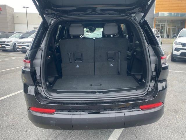 new 2025 Jeep Grand Cherokee L car, priced at $42,400