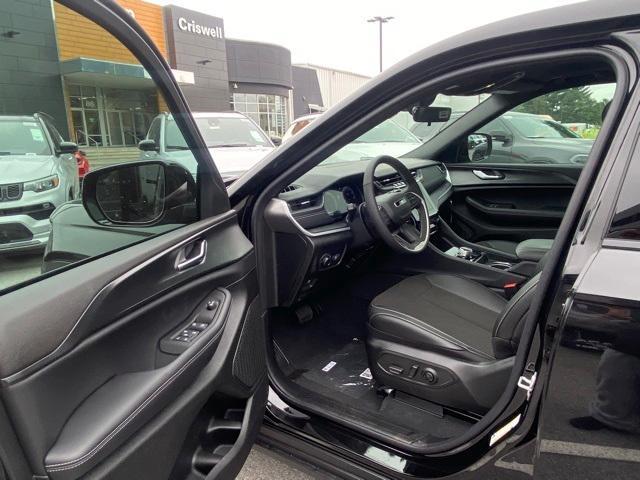 new 2025 Jeep Grand Cherokee L car, priced at $42,400