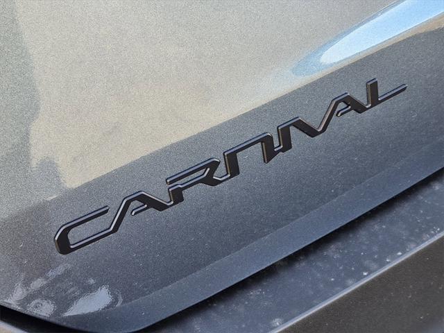 new 2025 Kia Carnival Hybrid car, priced at $51,812